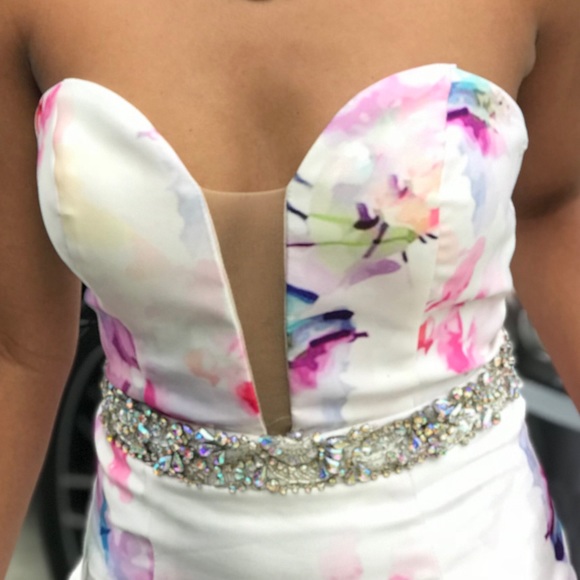 SOLD Rachele Allen floral dress - Picture 7 of 8